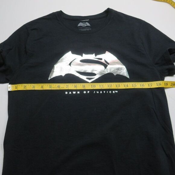 Batman Vs. Superman Movie Metallic Print Women's Shirt Size Medium Black Short S - Picture 5 of 7